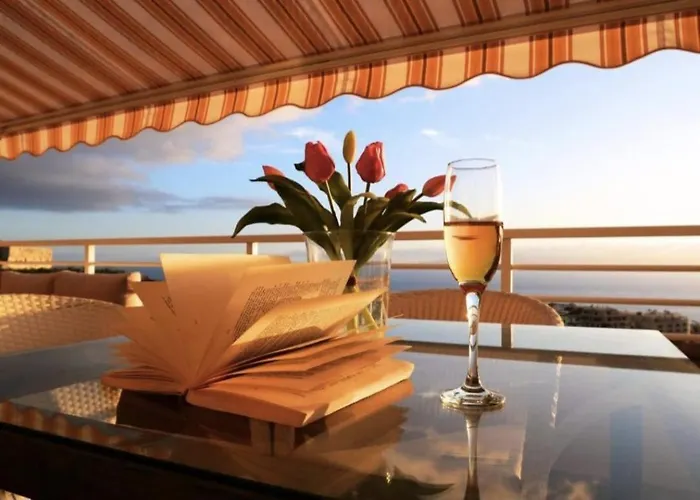 Eva The View * 푸에르토 데 산티아고