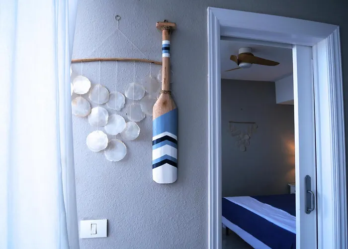 Eva The View * 푸에르토 데 산티아고