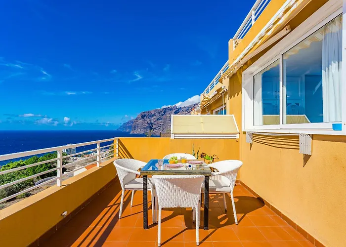 Eva The View * 푸에르토 데 산티아고